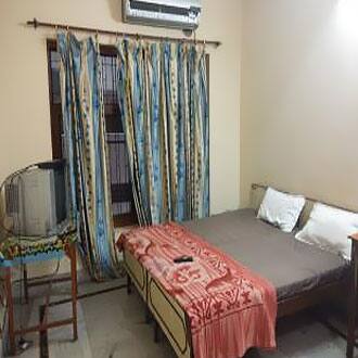 Chauhan Lodge, Chakradharpur 2